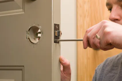  Estate Locksmith Store  Newton, MA 617-826-6169